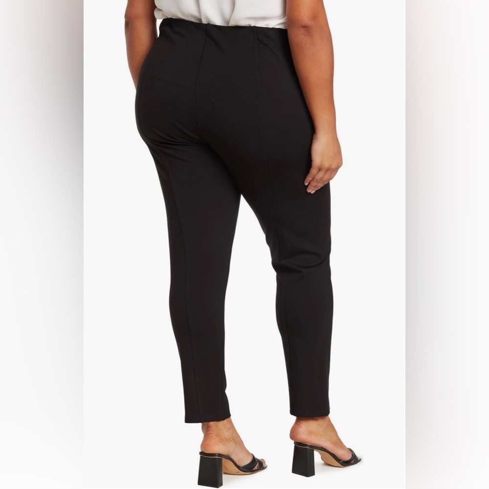 T Tahari Women's Black Skinny Pants. Size 1X - Picture 2 of 7